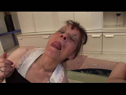 ❤️ To bestemødre og en bestefar har en trekant ☑ Porno ved no.myastro.top ❌
